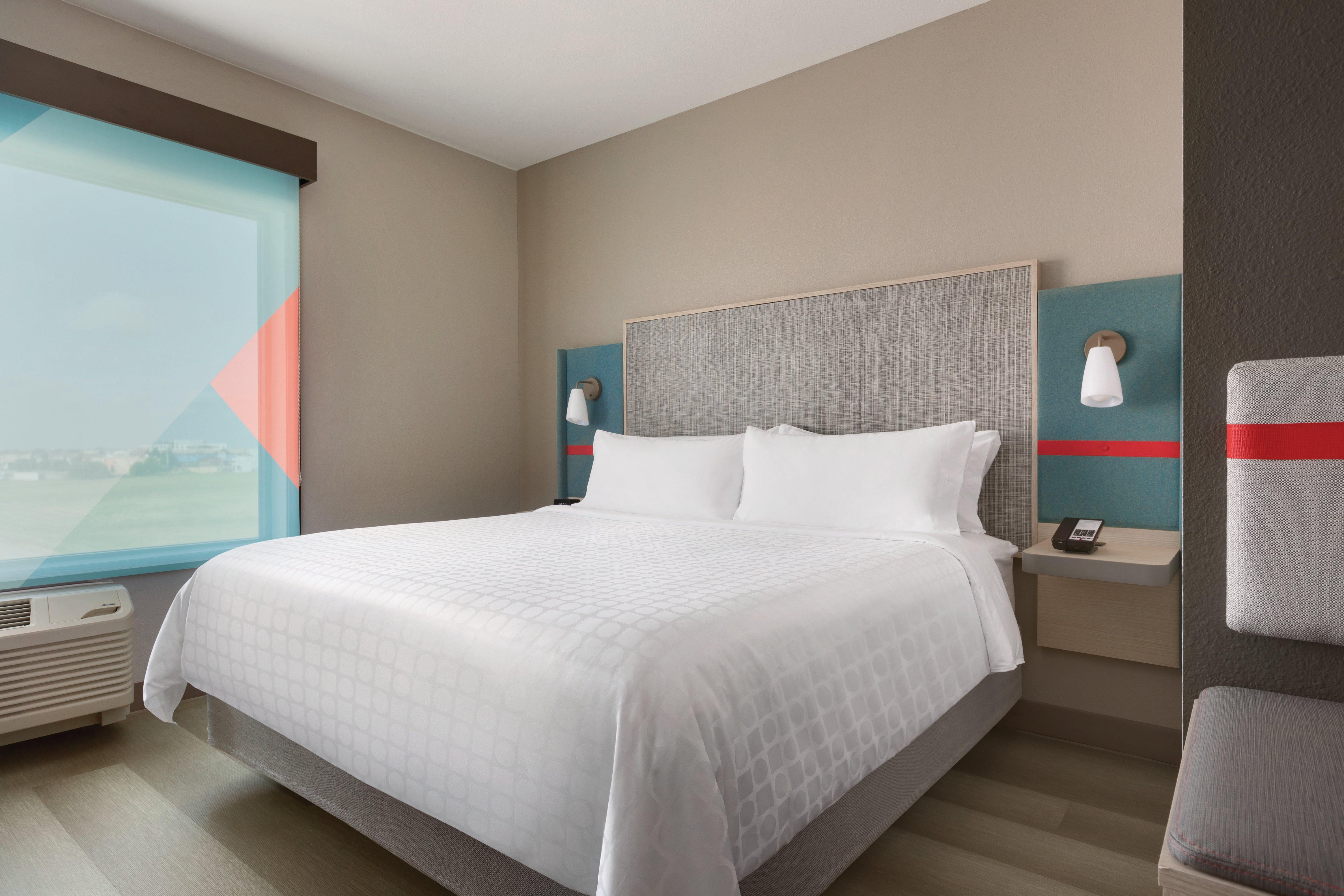 Avid Hotel - Staunton By Ihg Kültér fotó