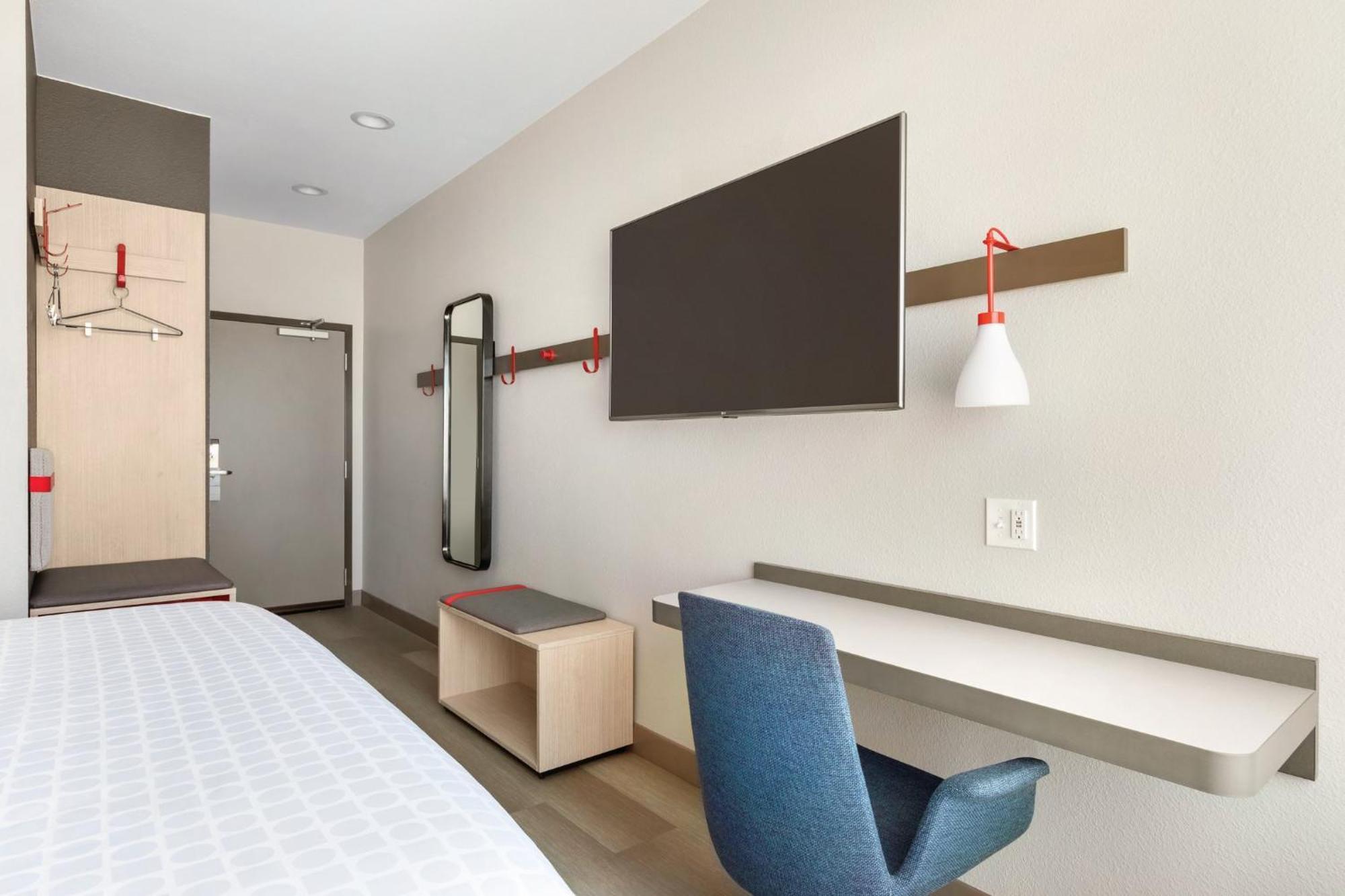 Avid Hotel - Staunton By Ihg Kültér fotó